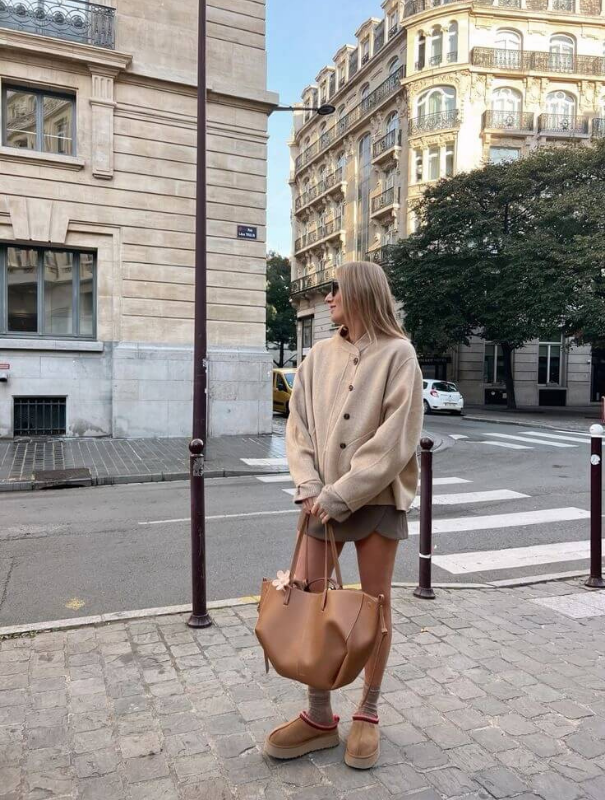 Brown Women’s Vintage Spacious Design Tote Bag on the model