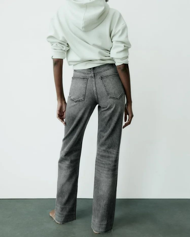 Gray Women’s Everyday Fit Straight-Leg Jeans on model