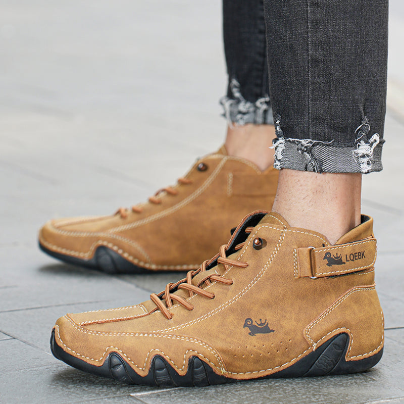 Brown Unisex Minimalist Zero Drop Barefoot Shoes on the model