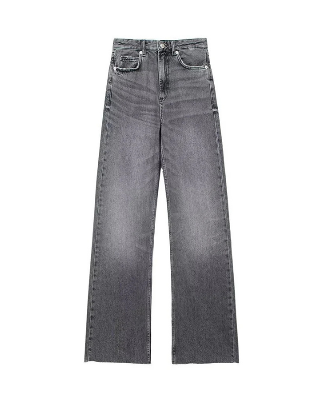 Gray Women’s Everyday Fit Straight-Leg Jeans