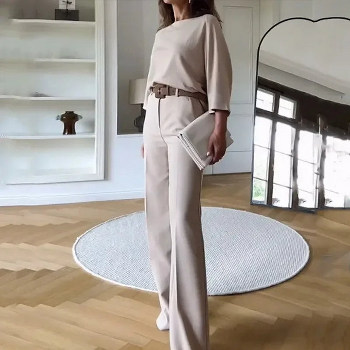 Off-White Women’s Batwing Wide-Leg Pants Lounge Set on the model 