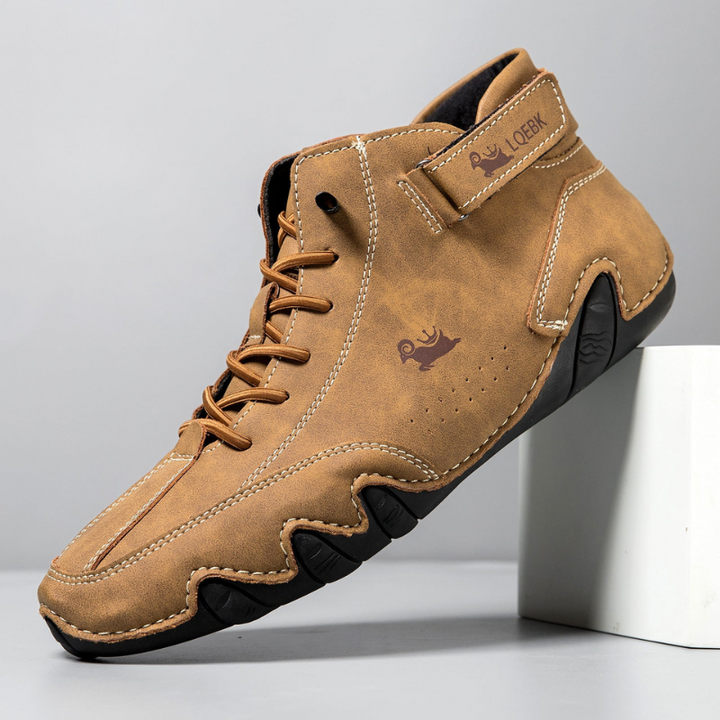 Brown Unisex Minimalist Zero Drop Barefoot Shoes on the model