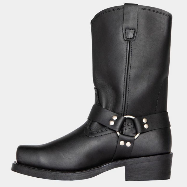 Black Men’s Modern Western Style Cowboy Boots on the model 