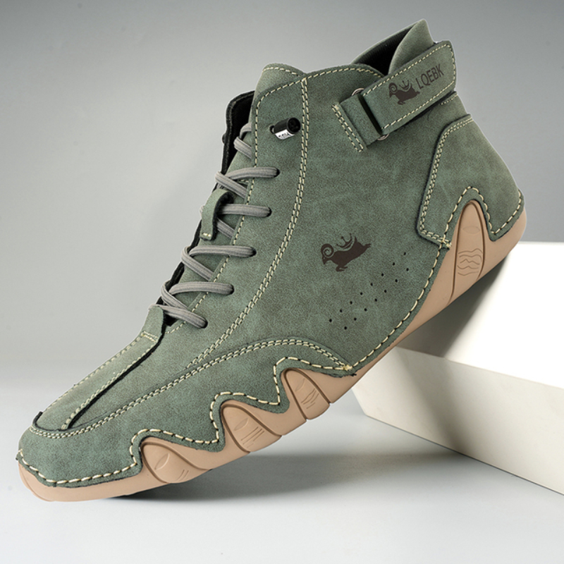 Green Unisex Minimalist Zero Drop Barefoot Shoes on the model