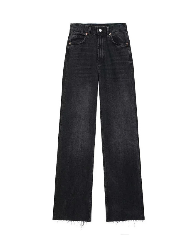 Black Women’s Everyday Fit Straight-Leg Jeans