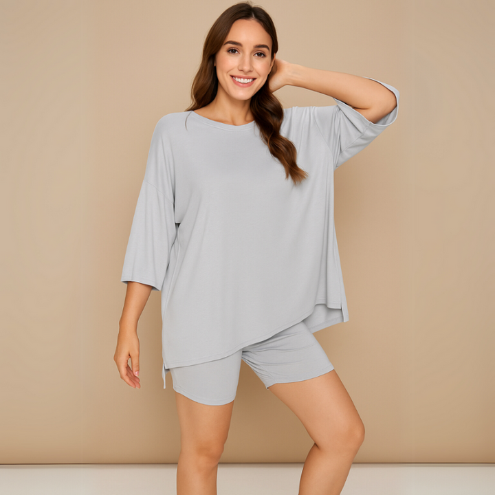 Light Gray Women’s Oversized Ribbed Tee & Biker Shorts Set on the model