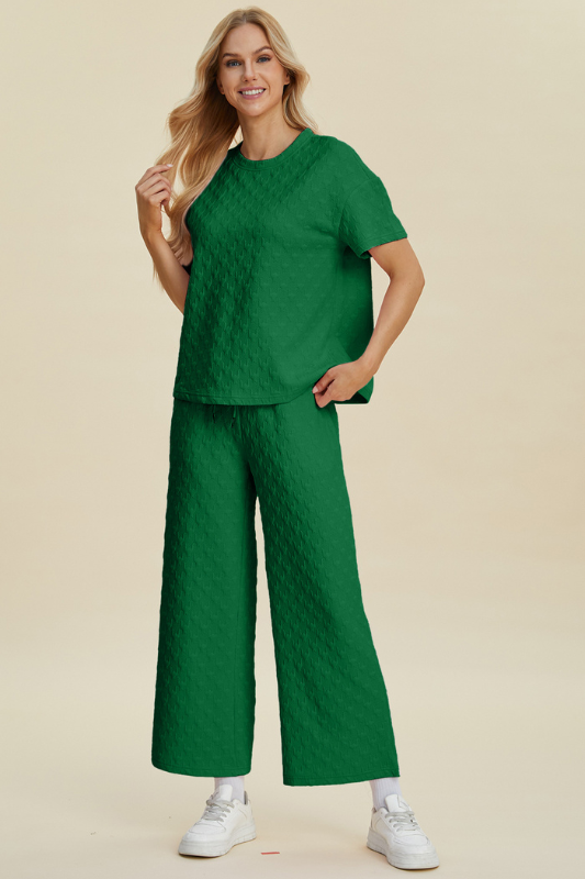Avery | Women's Texture Round Neck Short Sleeve Top and Pants Set