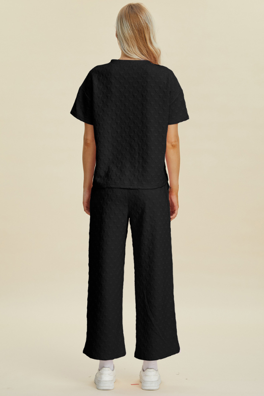 Avery | Women's Texture Round Neck Short Sleeve Top and Pants Set
