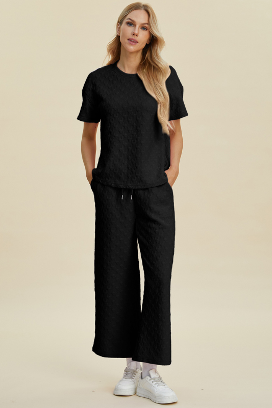 Avery | Women's Texture Round Neck Short Sleeve Top and Pants Set