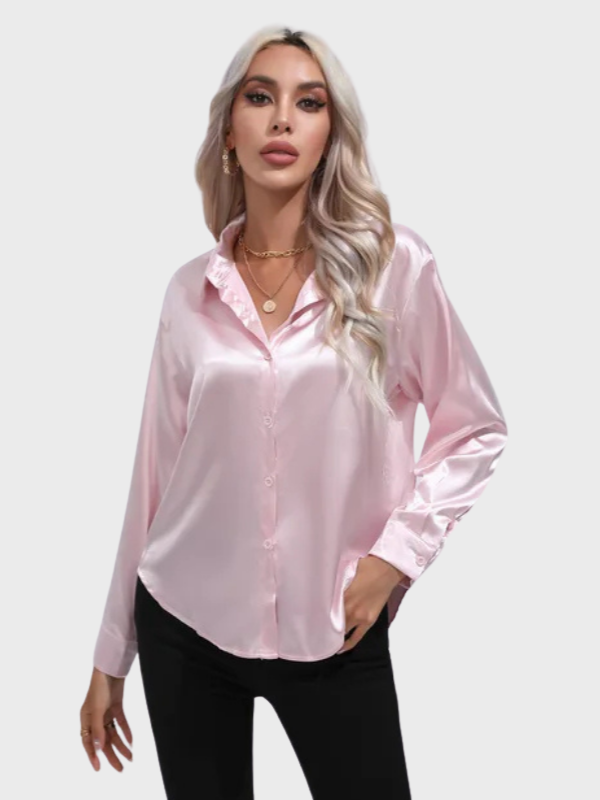 Women’s Button-Up Blouse with a Relaxed Fit