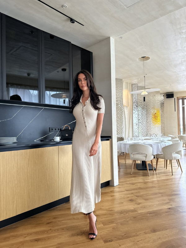 Women’s Ribbed Knit Maxi Dress with Collared V-Neck Buttoned