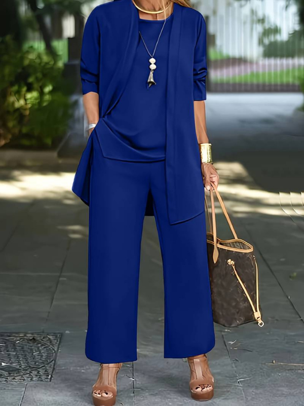 Blue Women’s Everyday Comfort Three-Piece Lounge Set on the model