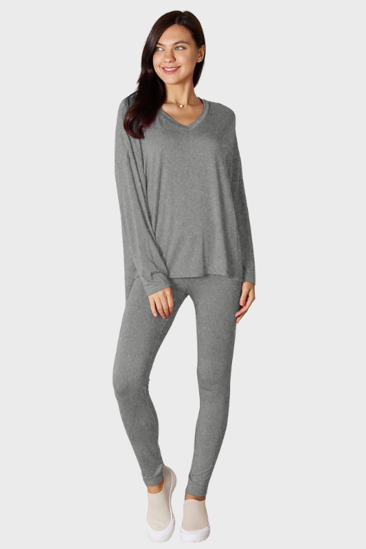 Camila | Women's Full Size V-Neck Long Sleeve Top and Pants Lounge Set