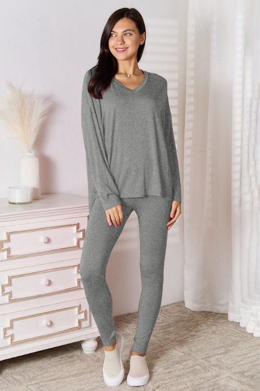 Camila | Women's Full Size V-Neck Long Sleeve Top and Pants Lounge Set