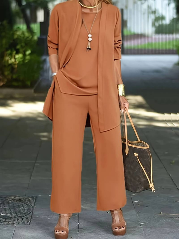 Caramel Women’s Everyday Comfort Three-Piece Lounge Set on the model