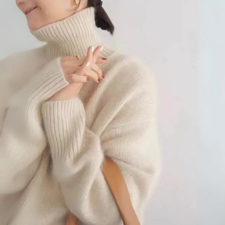 Oversized Women's Cashmere Turtleneck Sweater