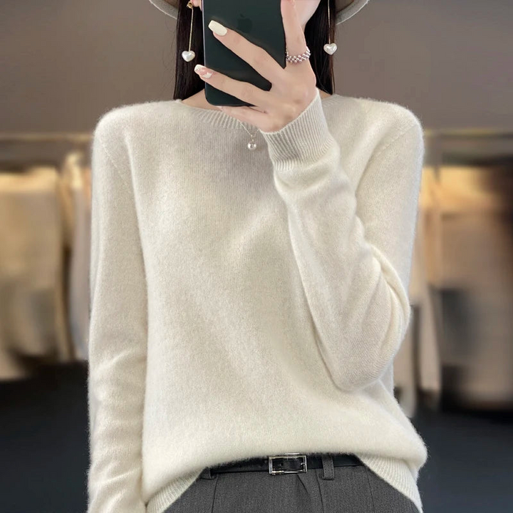 Women's Cashmere Sweater Classic Round Neck Design