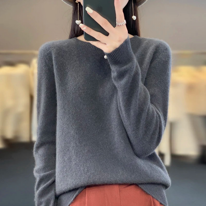 Women's Cashmere Sweater Classic Round Neck Design
