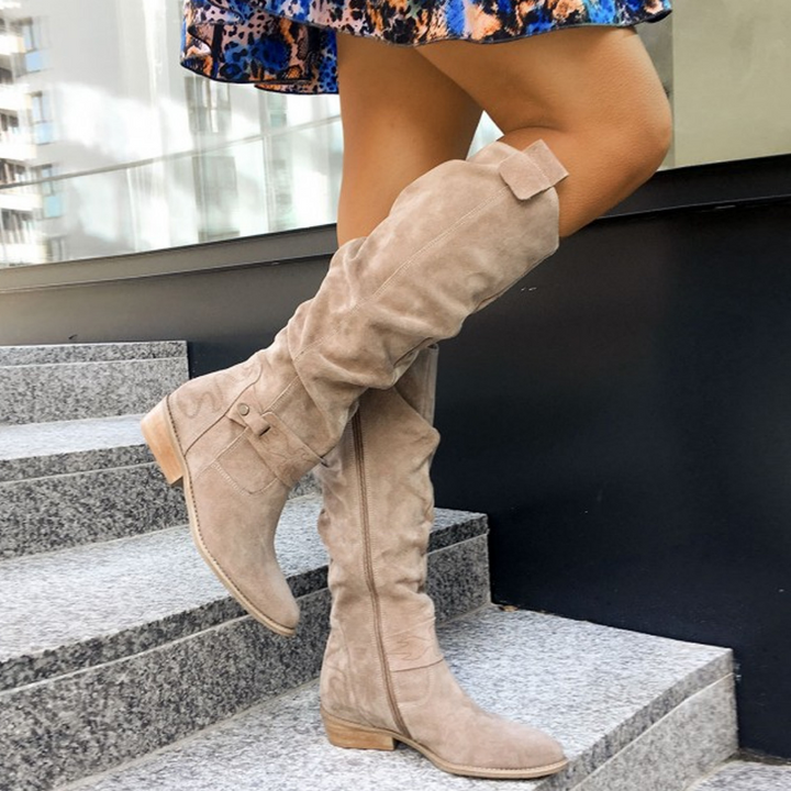 Women's Knee-High Boots - Stylish Footwear for All Seasons