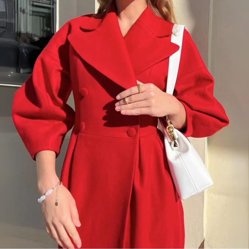 Women's Long Wool Coat – Oversized Lapel Double-Breasted Design