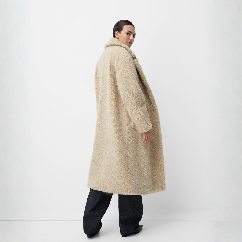 Women's Oversized Teddy Coat – Double-Breasted Winter Layer
