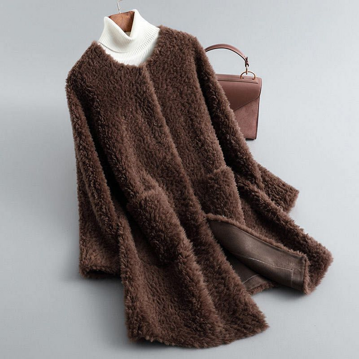 Women's Shearling Winter Coat – Luxurious Draped Silhouette for Cold Weather