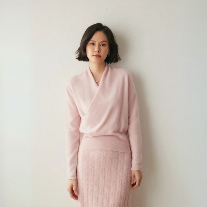 Women's Stylish Cashmere Sweater with Crossover Collar