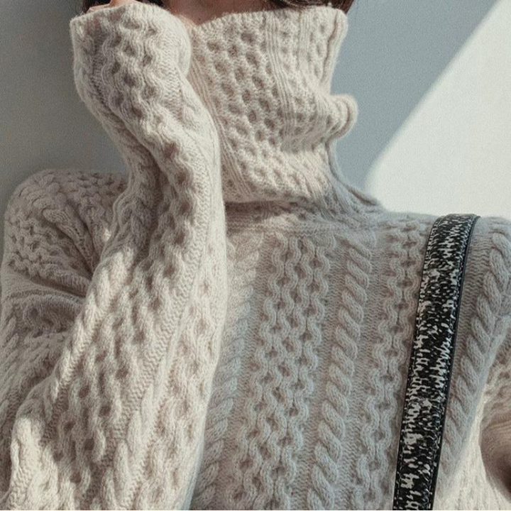 Women's Turtleneck Minimalist Sweater for All Occasions