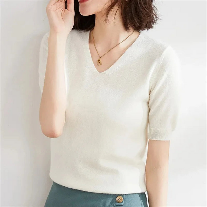 Women's V-Neck Plain Knit Top for Minimalist Daily Wear
