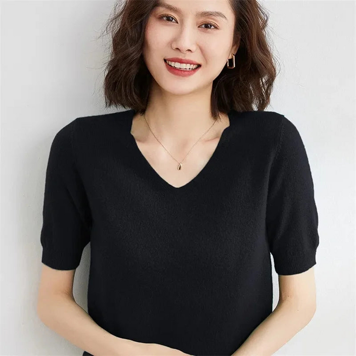 Women's V-Neck Plain Knit Top for Minimalist Daily Wear