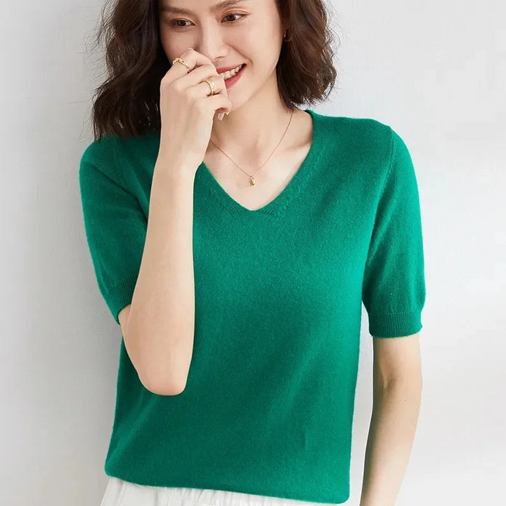 Women's V-Neck Plain Knit Top for Minimalist Daily Wear
