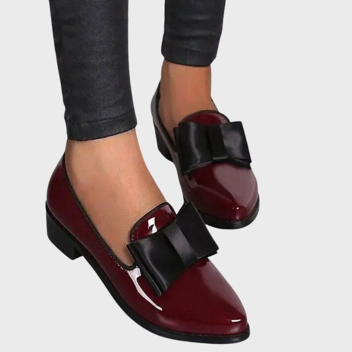Women's Loafers with Bow Detail - Stylish Patent Leather Slip-On Shoes for Elegant Style