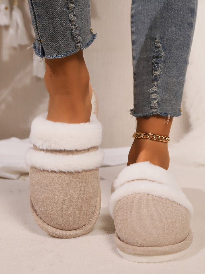 Isabelle | Women's Contrast Faux Fur Round Toe Slippers