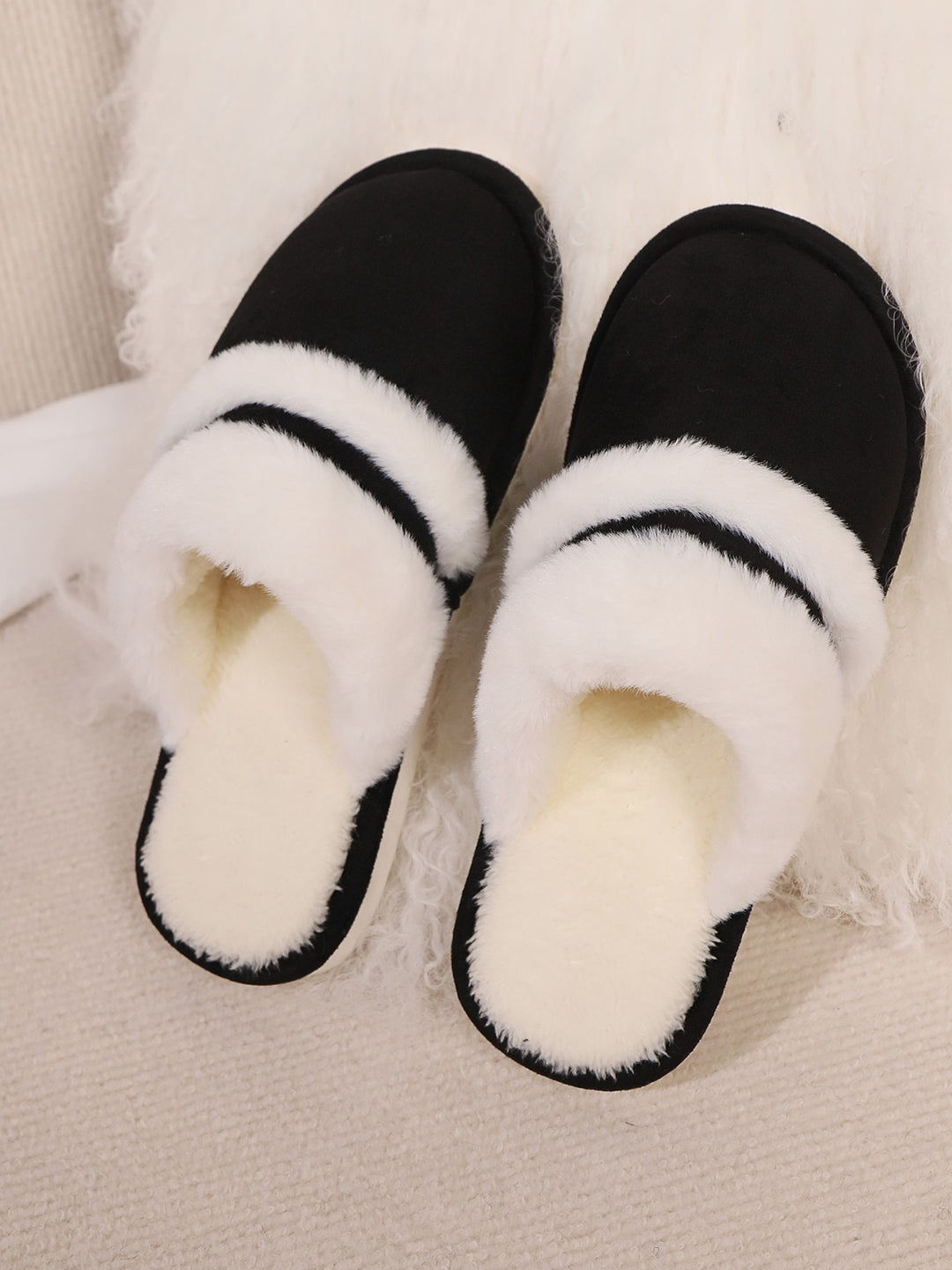 Isabelle | Women's Contrast Faux Fur Round Toe Slippers